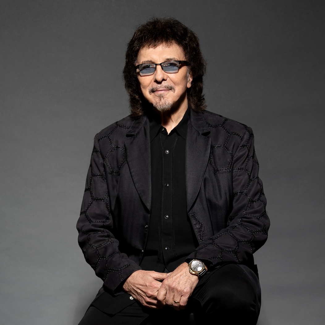 Tony Iommi tweet media