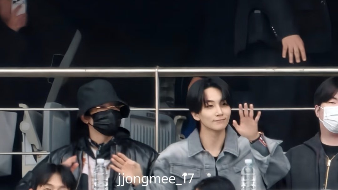 🍓🍒🐈‍⬛ tweet media