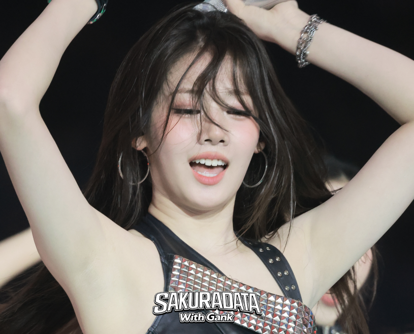 SAKURADATASHOP's tweet photo. 250727 Rora - SBS Gayo Daejeon Summer
#Rora #로라 #Babymonster #베이비몬스터 https://t.co/O0BZTTpWZY