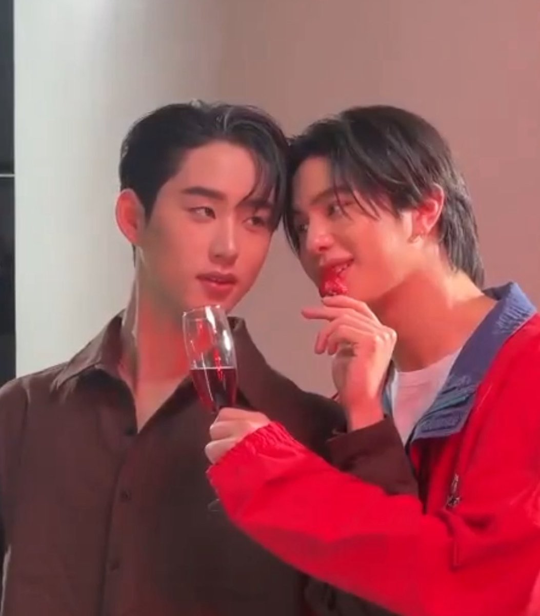 Ade (Because He's Mine) tweet media