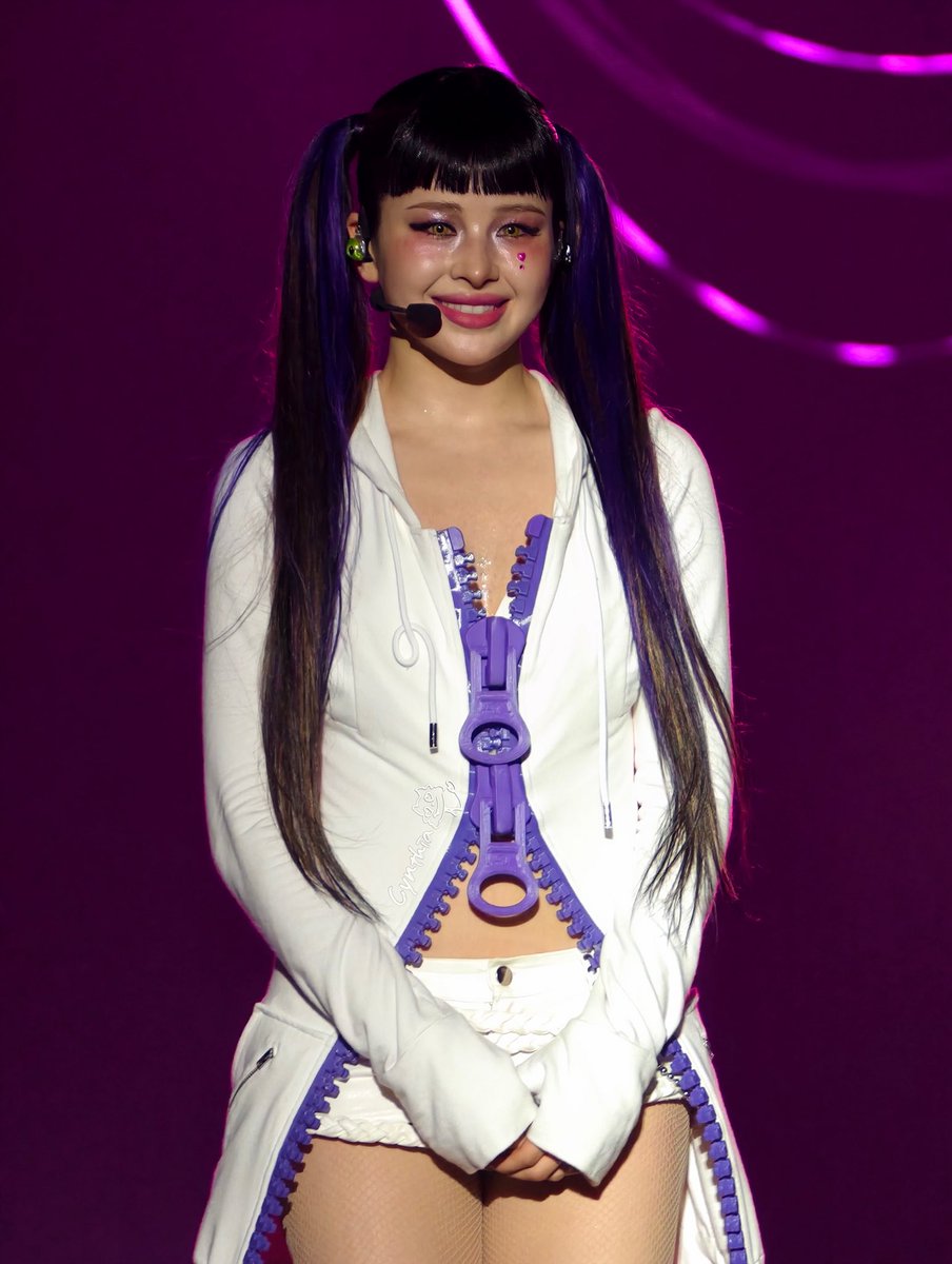 Cynthia🦄 tweet media