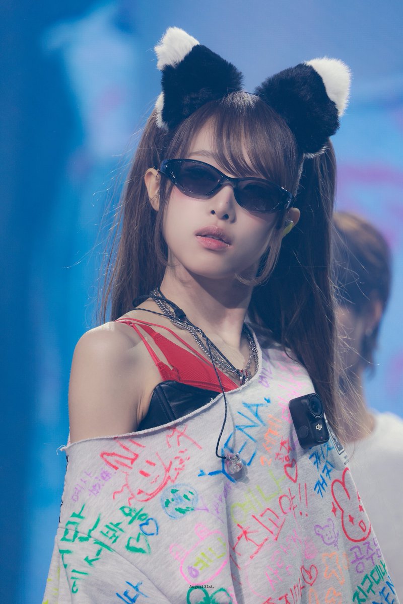 8월의 마지막 날 (August 31st.) tweet media