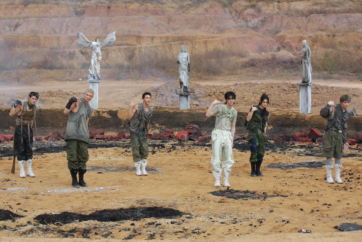 STARSOCIETY_TH's tweet image. ATLAS คัมแบคอย่างยิ่งใหญ่! ส่งซิงเกิล “MOVE YA BODY” พวกเขาจะ MOVE ไปจนกว่าพวกเขาจะ On Top!!

#ATLASMOVEYABODY_MV
#MOVEYABODY
#ATLAS_th #ATLASth 
#ATLAS_MOVEYABODY

￼
ATLAS คัมแบคสุดยิ่งใหญ่ กับซิงเกิลแรกของปี “MOVE YA BODY” เปรียบเสมือนกับการเกิดใหม่ของวงและสมาชิกทั้ง 6