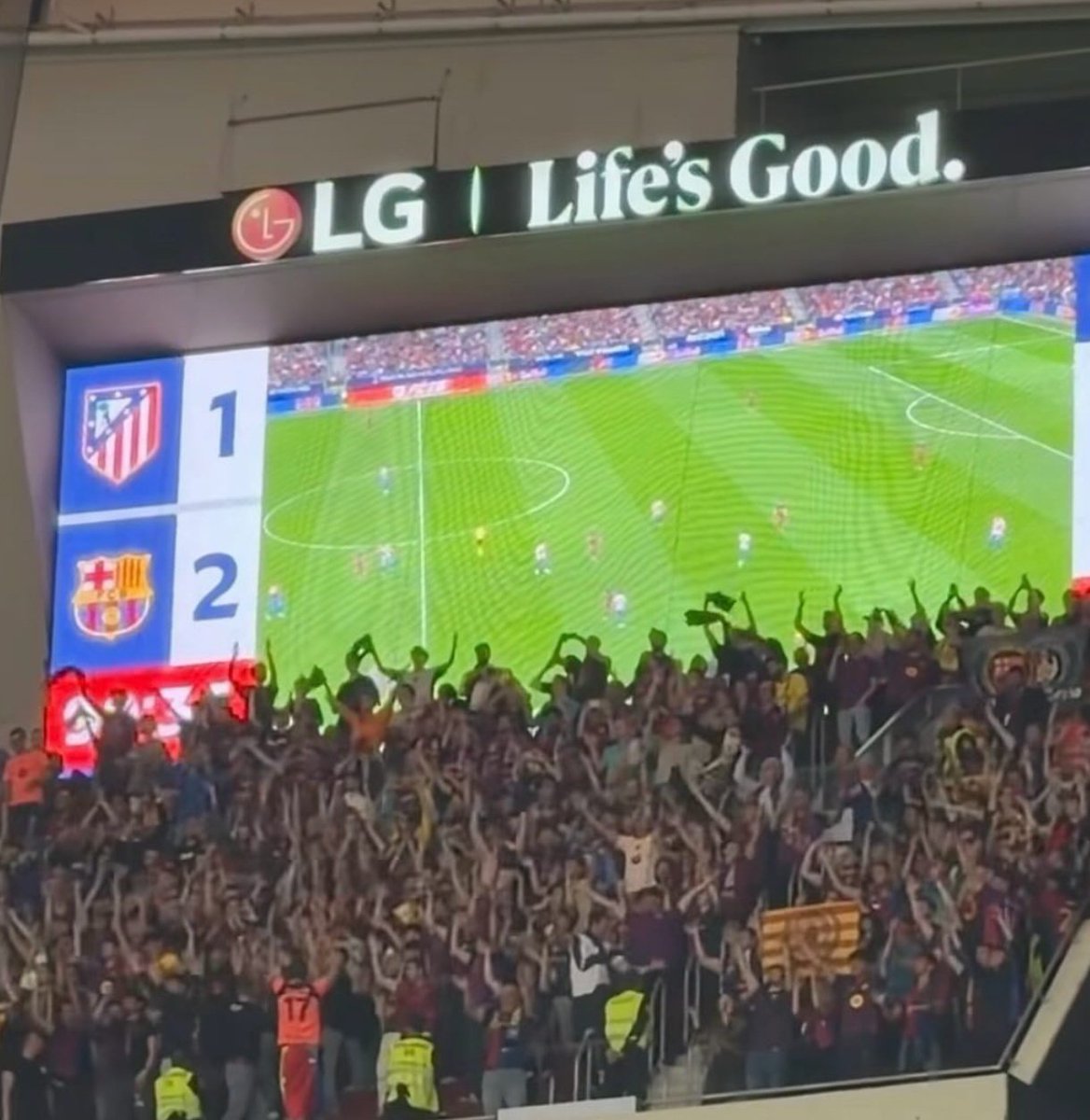 onlybaresdcopas's tweet photo. Que tremoli l'enemic!!!!🔵🔴 https://t.co/BkfdQtBTkf