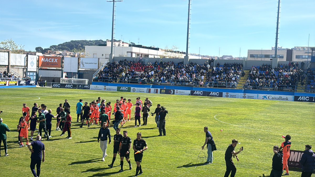 rcidex's tweet photo. Veure l’estadi del meu poble ple de vida, de futbol i d’emoció és d’aquelles coses que et fan sentir orgullós de ser de Palamós. 💙El MIC és molt més que un torneig és una finestra al món que s’obre cada any a casa nostra.⚽
#MICFootball #MIC2026 #Palamós #CostaBrava #FutbolBase https://t.co/4FWoU32ZGx