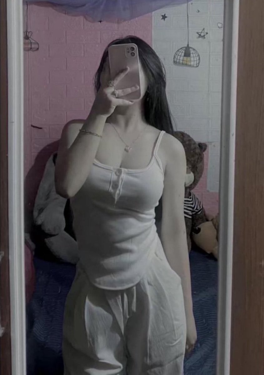 nguyễn ý nhi tweet media