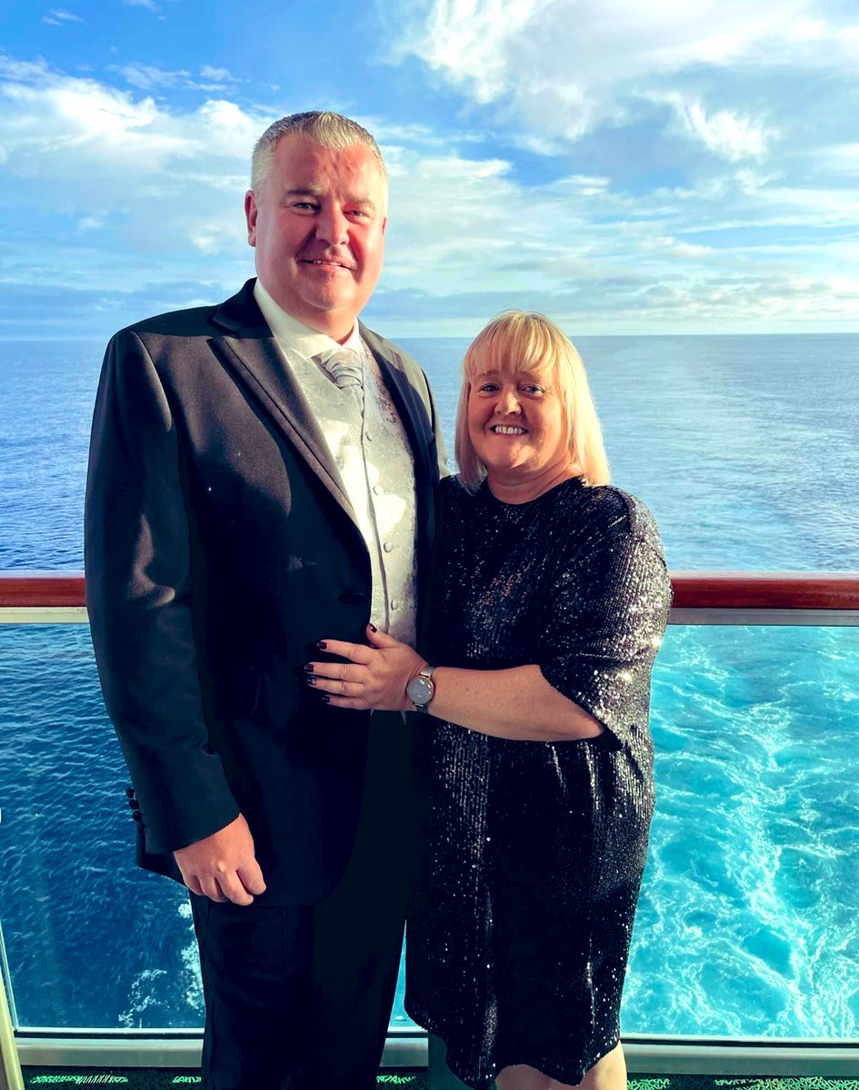 Chris 🌟 tweet media