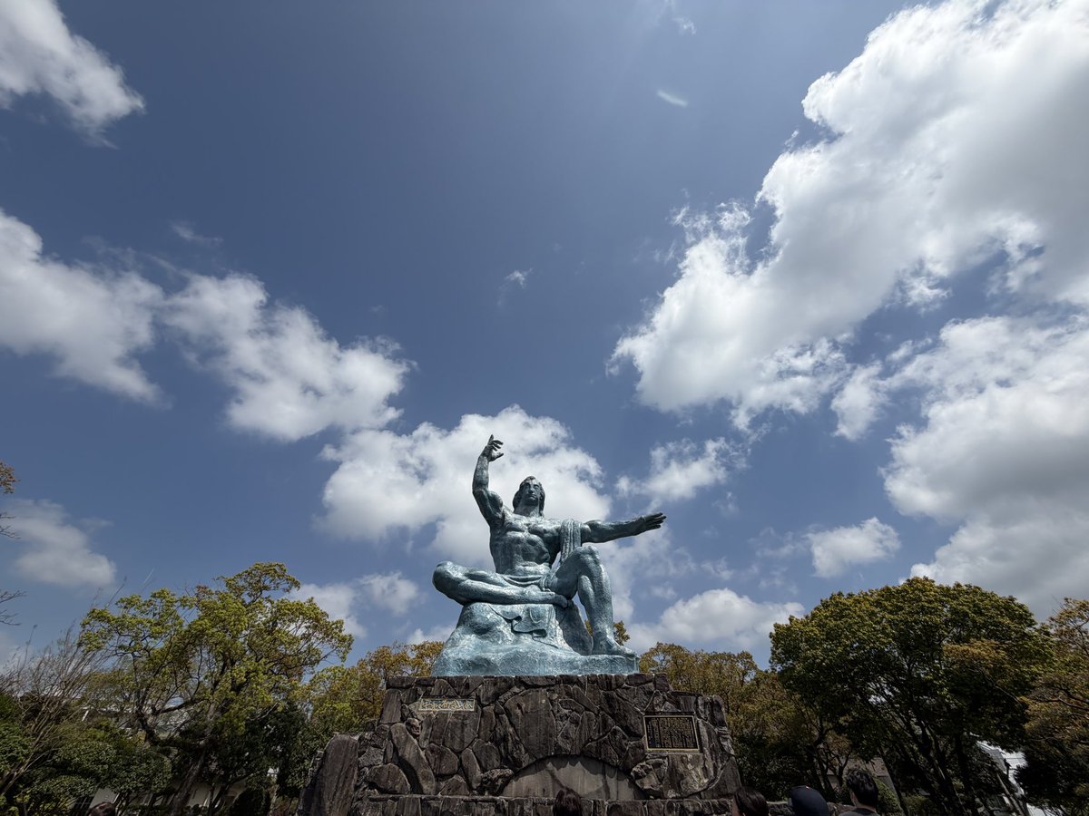 片足レヴニスタ tweet media