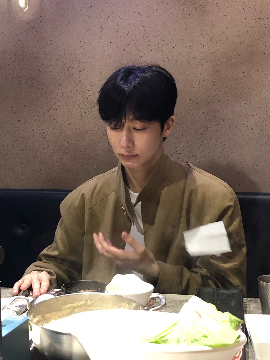 𝘼🎗 tweet media