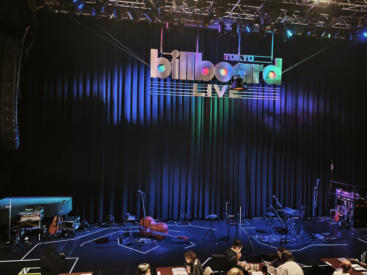 kon85's tweet photo. 今日は甲斐よしひろさんのBillboardライブ♫
甲斐さん（正確に甲斐バンド）のライブは1986年の武道館ぶり(・_・;) https://t.co/hiy3xeJude