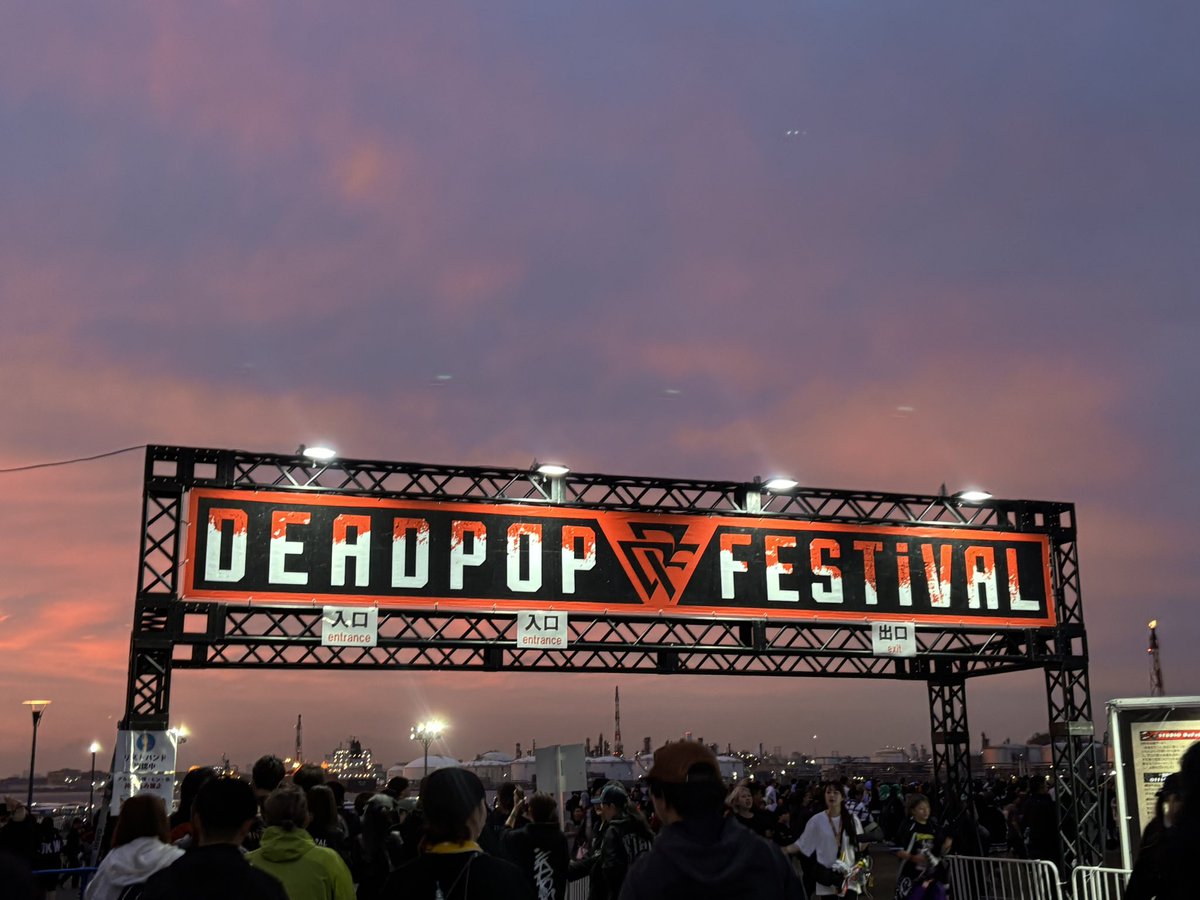 3️⃣💕 tweet media