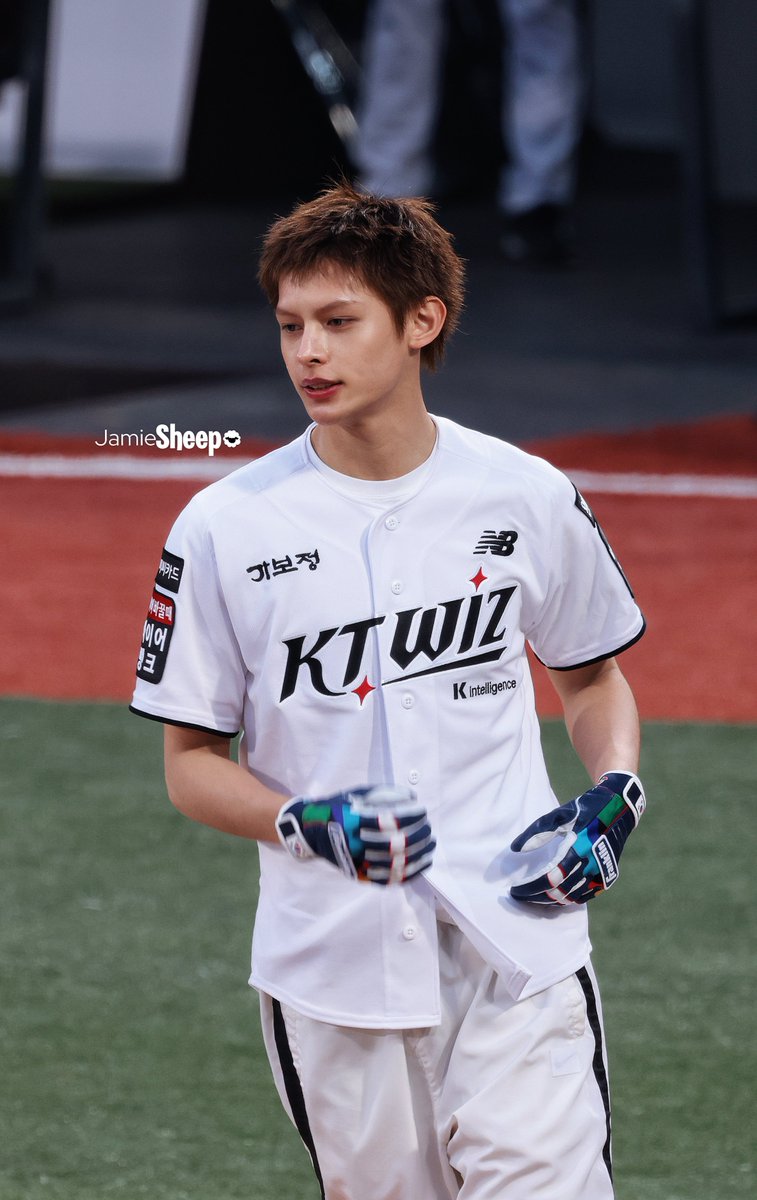 JamieSheep tweet media