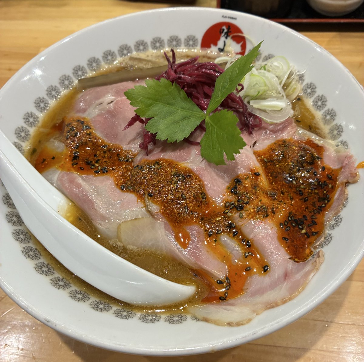 70kg切れないのでラーメン食べます tweet media