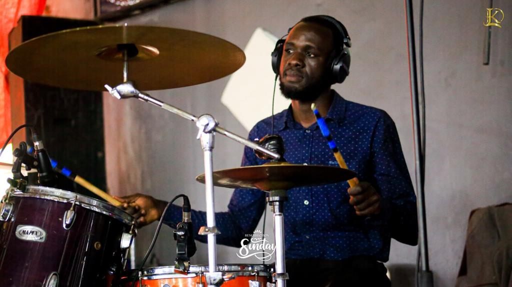 KL Dickson tweet media