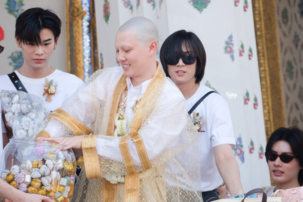 ชอบรูปนี้ 🙏