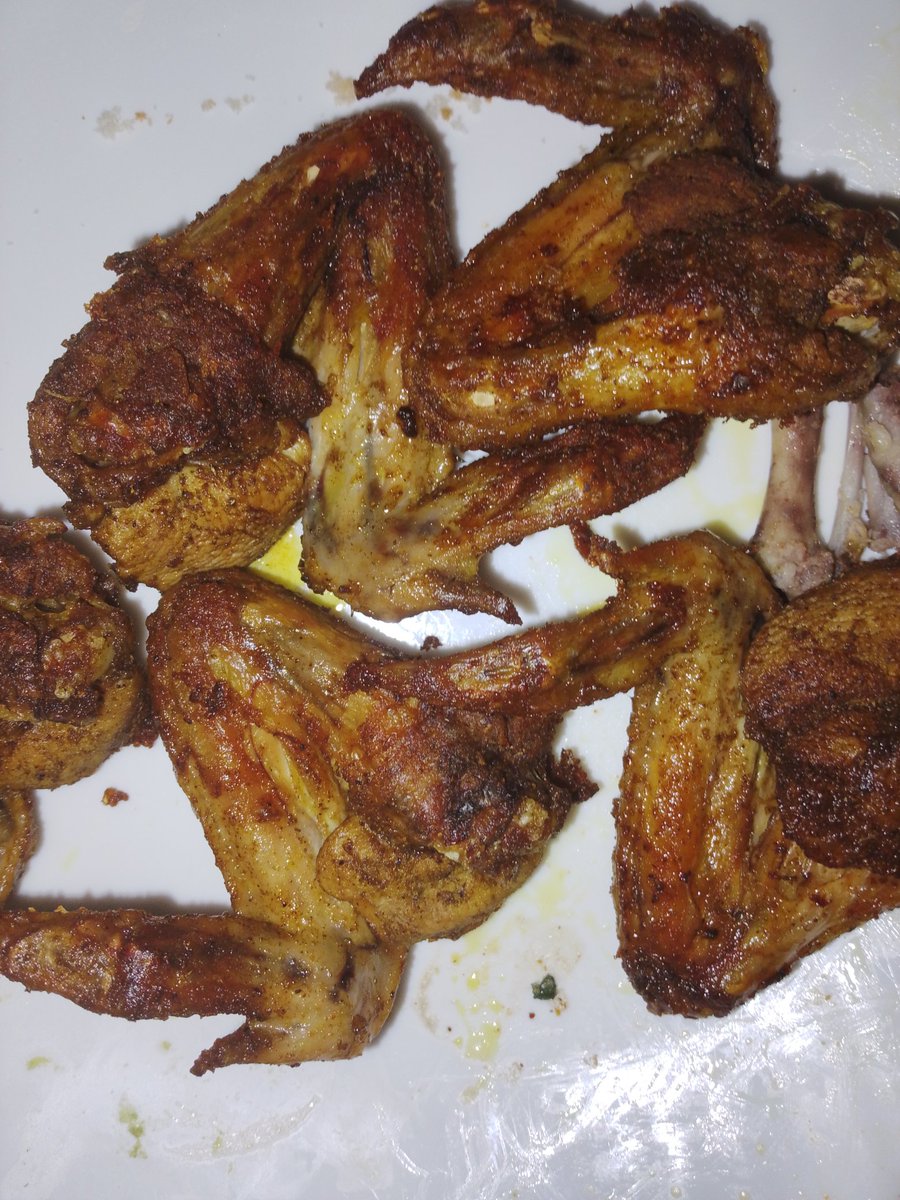 dorenceMaDraN's tweet photo. Lunch served 
Simple 
Happy Easter https://t.co/dGYolWcvcs