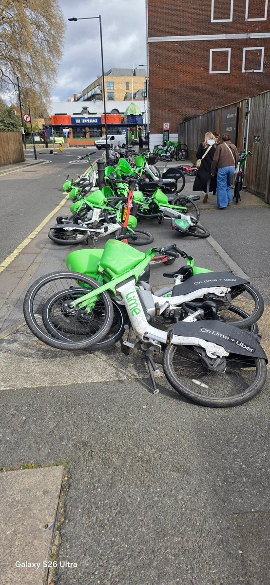 Dickie Arbiter LVO 🇬🇧 tweet media