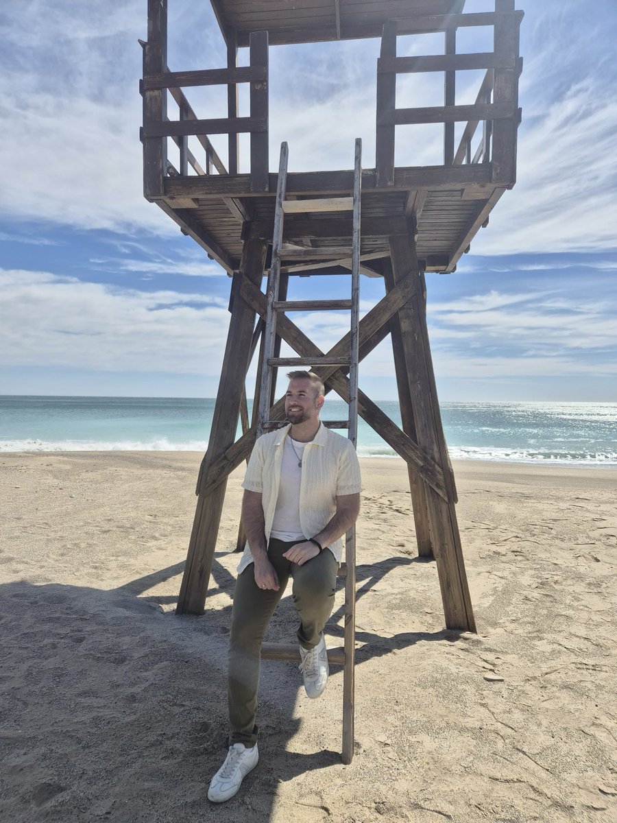 alejandroIBAZAR's tweet photo. 𝘠 𝘩𝘰𝘺 𝘳𝘦𝘮𝘢𝘳𝘦́ 𝘤𝘰𝘯 𝘭𝘢𝘴 𝘳𝘢𝘻𝘰𝘯𝘦𝘴

𝘲𝘶𝘦 𝘮𝘦 𝘲𝘶𝘦𝘥𝘢𝘳𝘰𝘯 𝘵𝘳𝘢𝘴 𝘭𝘢𝘴 𝘥𝘦𝘤𝘦𝘱𝘤𝘪𝘰𝘯𝘦𝘴.

𝘚𝘢𝘭𝘥𝘳𝘦́ 𝘥𝘦 𝘶𝘯 𝘣𝘶𝘤𝘭𝘦 𝘥𝘦 𝘪𝘭𝘶𝘴𝘪𝘰𝘯𝘦𝘴

𝘩𝘢𝘤𝘪𝘢 𝘯𝘶𝘦𝘷𝘰𝘴 𝘩𝘰𝘳𝘪𝘻𝘰𝘯𝘵𝘦𝘴…🌊✨

#IslaFelicidad https://t.co/ASFpzckqjw