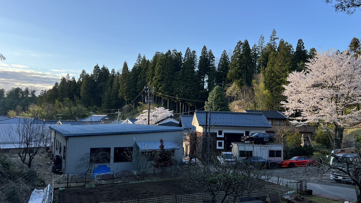 山川自動車 tweet media