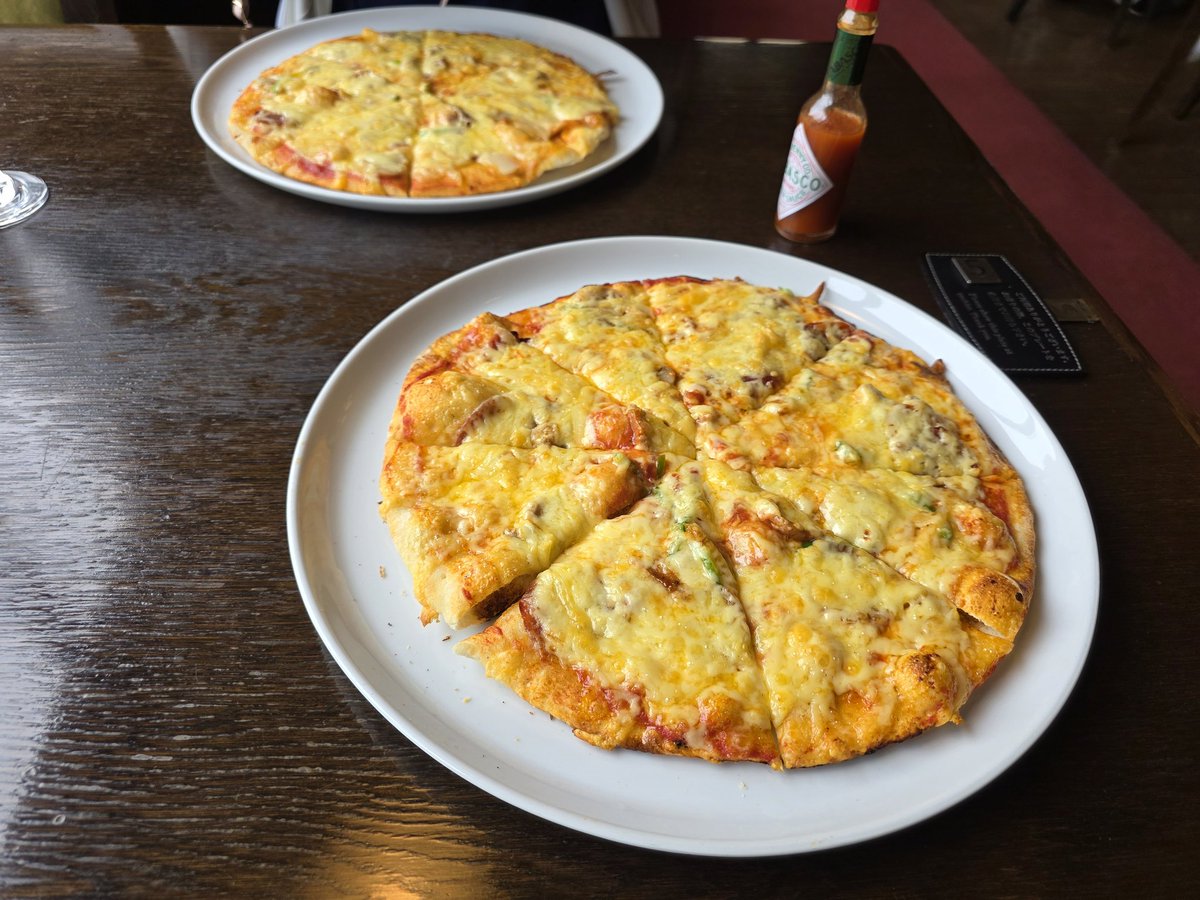 tos_fielder tweet media