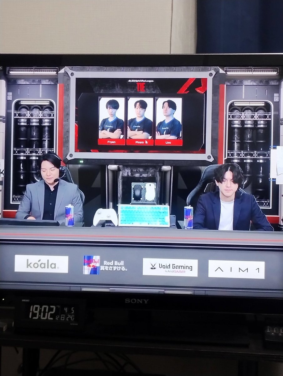 TIE_Silver_OA30 tweet media