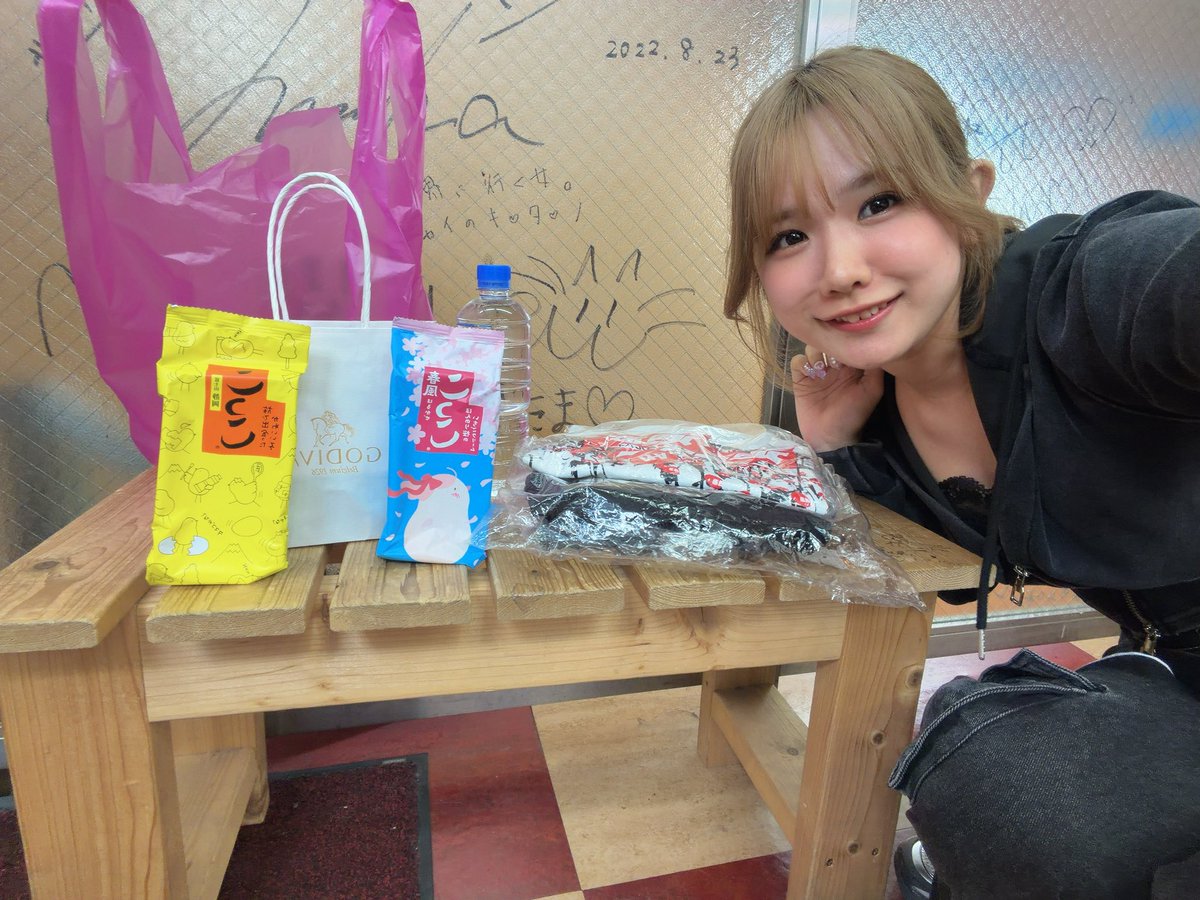 橘いおり tweet media