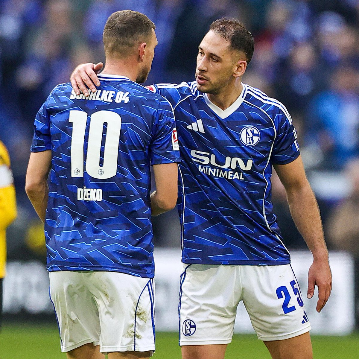 FC Schalke 04 tweet media