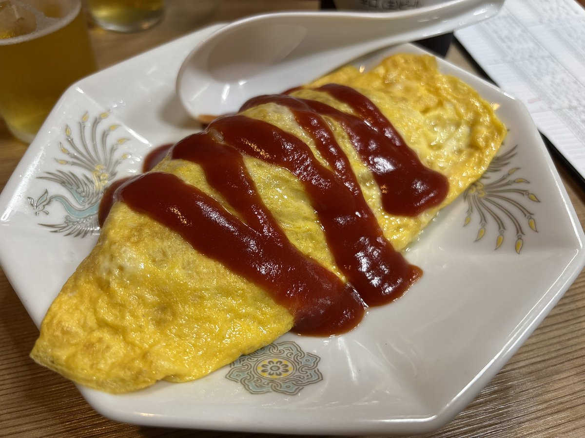 カクニ tweet media