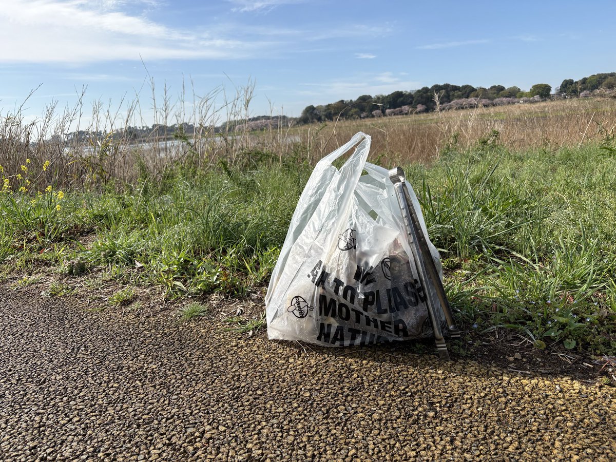 たかちゃんパイセン tweet media