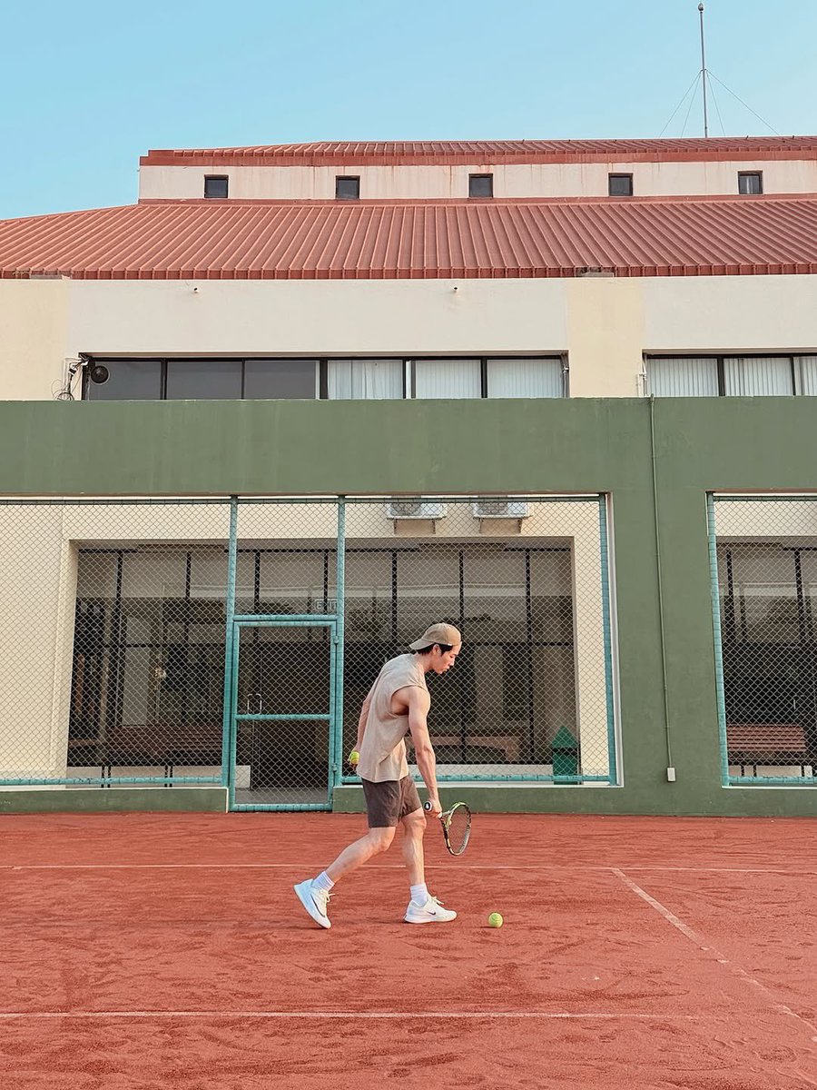 Theory of YinWar tweet media