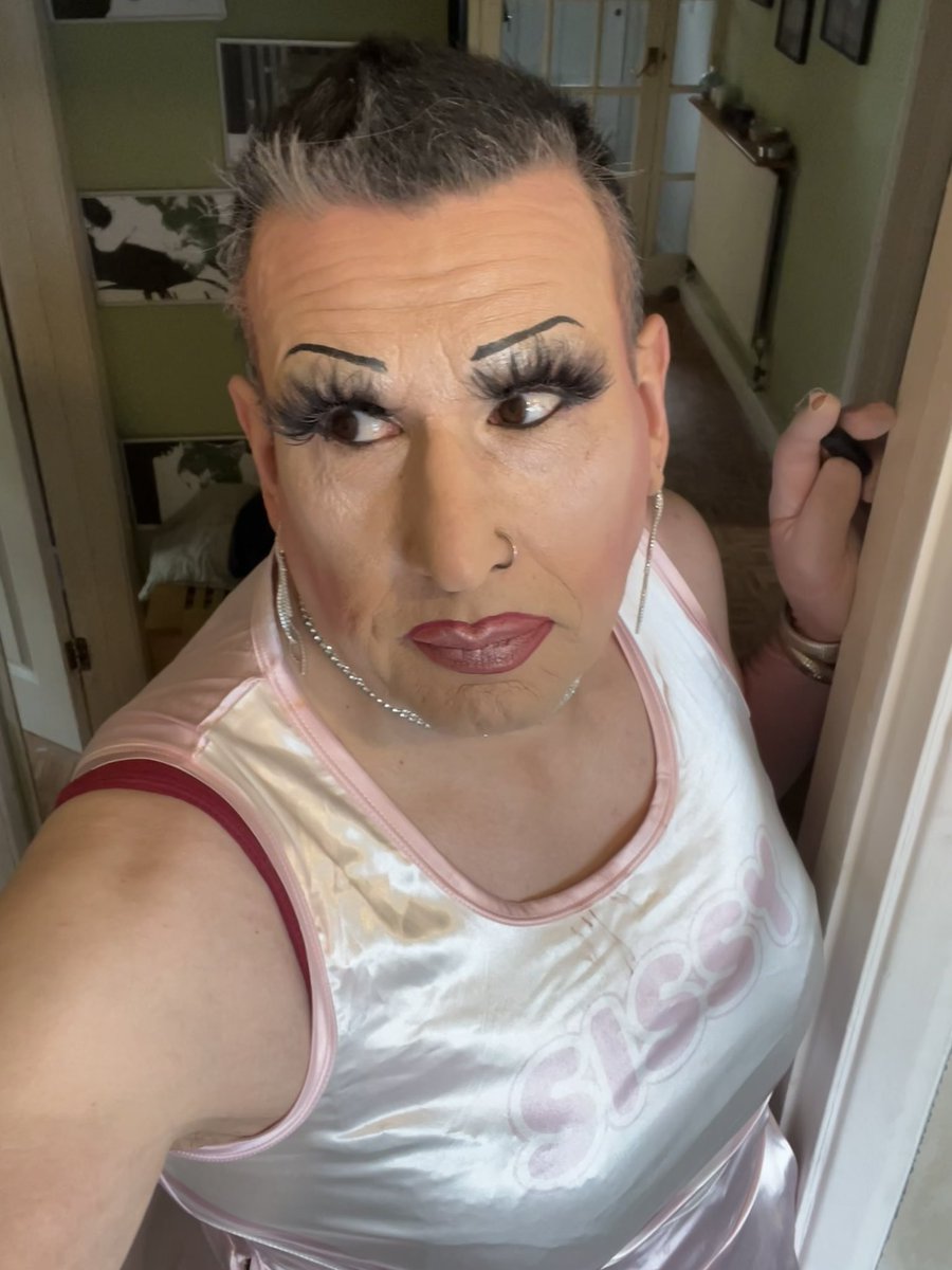 Angeltvtart's tweet photo. Any daddies fancy a gay femboy for Easter?💋🥳😋 https://t.co/7LbIT56JOH https://t.co/Ztc4kHuDqd