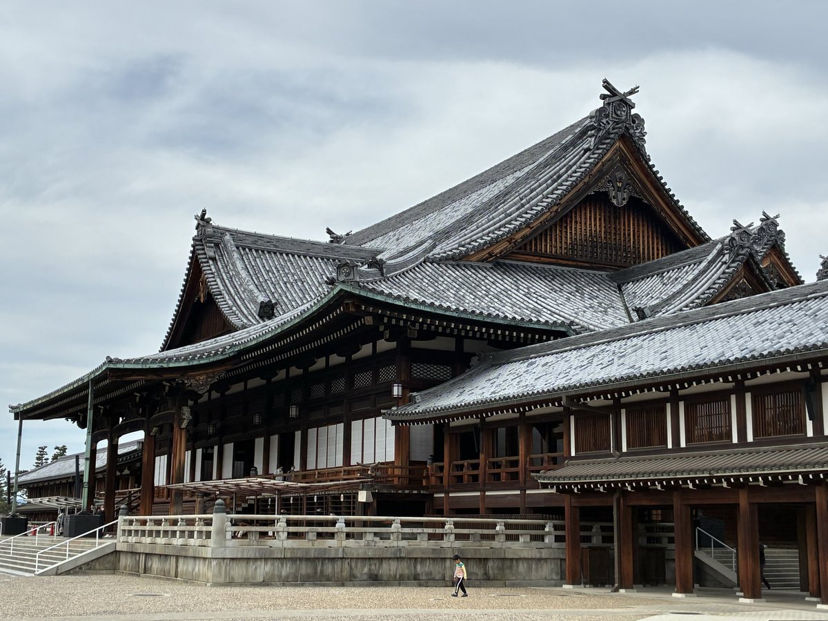 総帥 in the dark tweet media