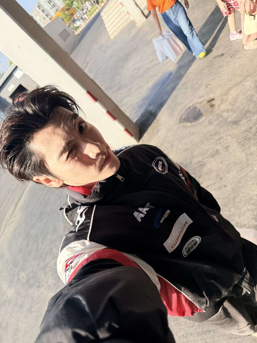 Bossckm_'s tweet photo. ขอบคุณฉะเชิงเทรา ขอบคุณ ADDA ที่เชิญชวนมาในวันนี้ด้วยนะครับ ขอบคุณแฟนๆทุกๆคนครับ เดินทางกับบ้านกันอย่างปลอดภัยนะครับ 🙏🏻❤️🫶🏻

#ADDAxBoss https://t.co/P2A7qJVni4