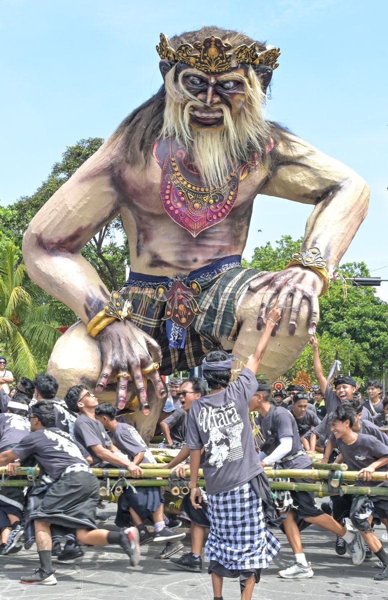 チカモリ tweet media