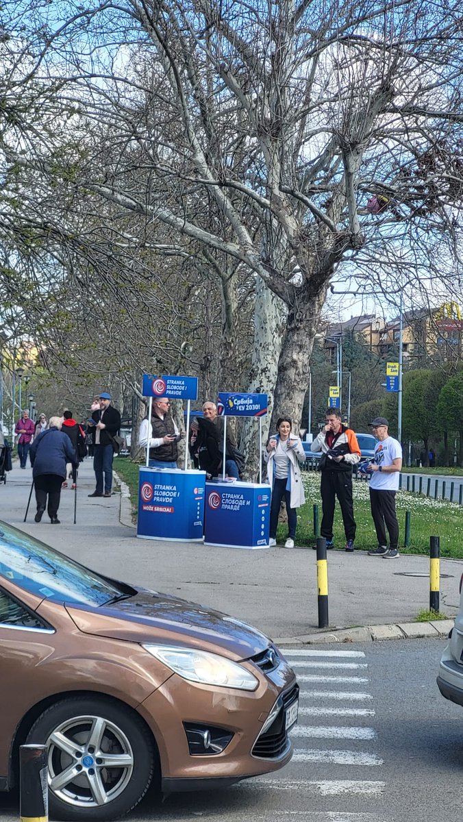 Лука Харамбашић tweet media