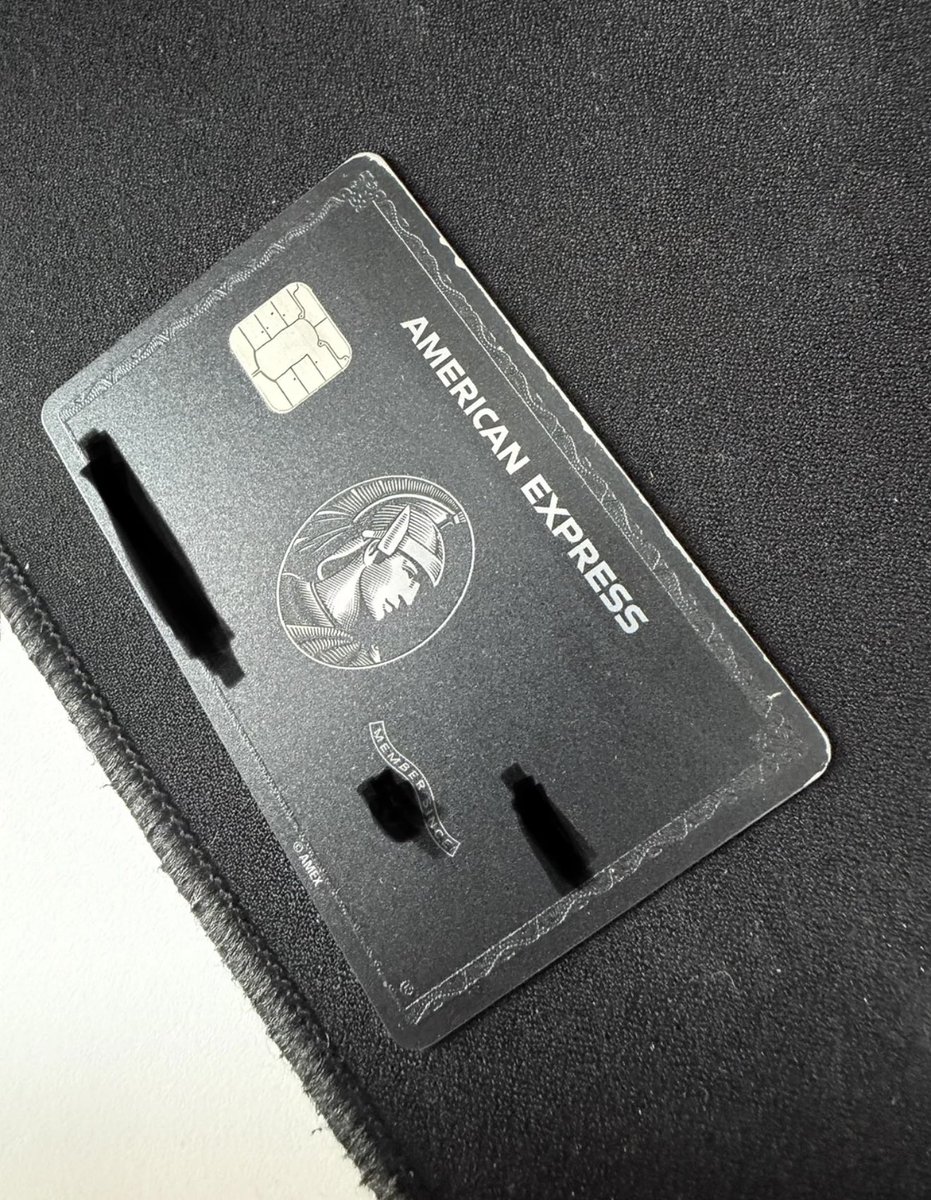 Spectro_ETH's tweet photo. @JemBourouhDE Why does Amex make centurion cards such shit quality? The edges always get peeled off https://t.co/lu85nibAvO