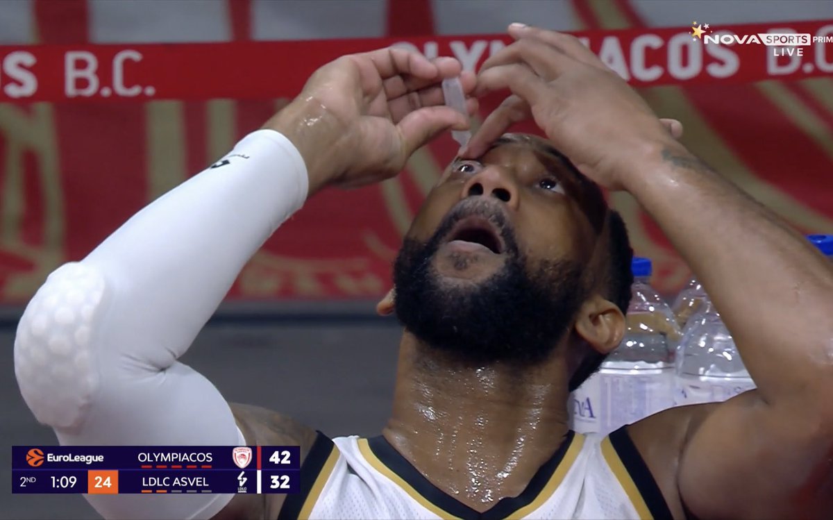 Μaria ❤️🤍 tweet media