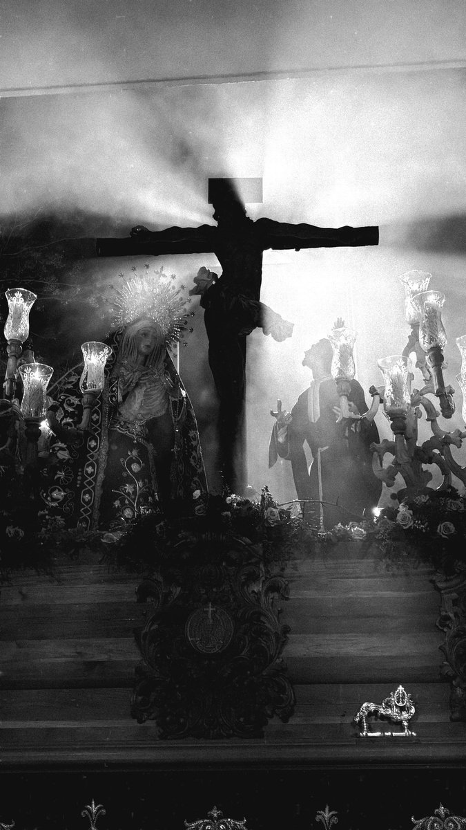 clemencia_fe's tweet photo. “Pero lo cierto es que Cristo ha resucitado de entre los muertos como primicias de los que murieron. Porque si por un hombre vino la muerte, también por un hombre viene la resurrección de los muertos.”
- 1 Corintios 15:20-21 
 ¡FELIZ PASCUA DE RESURRECCIÓN!
#clemenciayfe #pascua https://t.co/2DZEwYe9wO