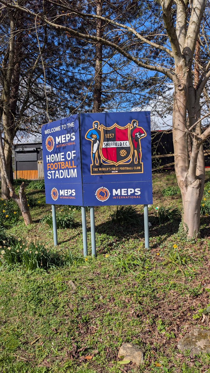 Dad and Daughter matchday munch tweet media