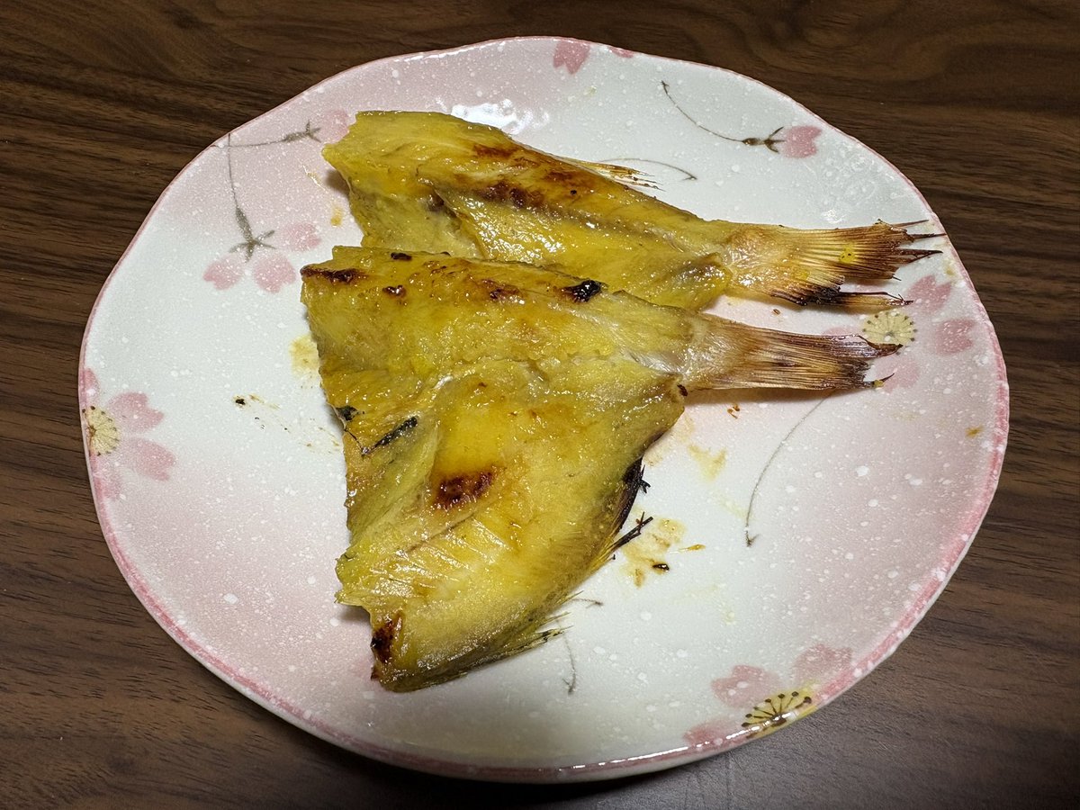 あろさき tweet media