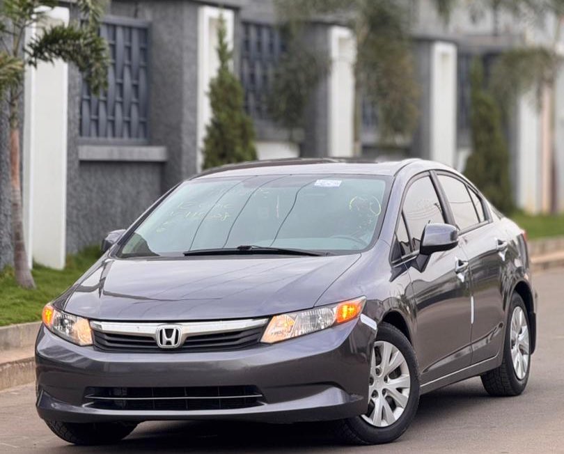 Onyitex Autos tweet media