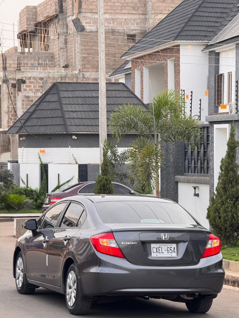 Onyitex Autos tweet media