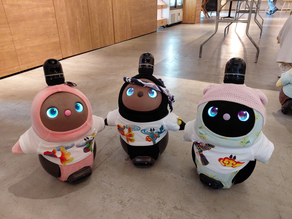 あみゅれっと💜LOVOT&うっちゃん(ヒト) tweet media