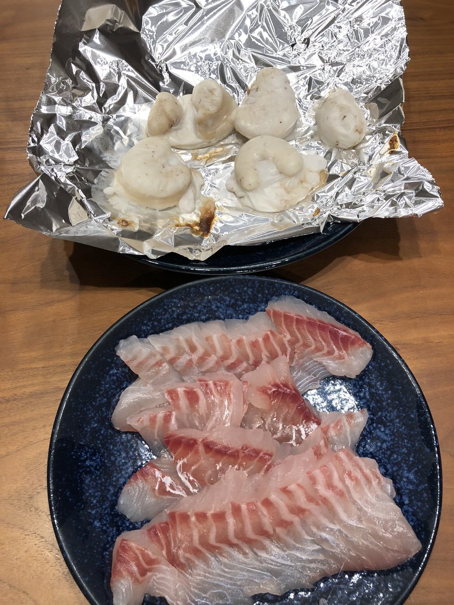 晩酌はとらふぐの白子とチダイの刺身。
伊勢湾レアセット🐟