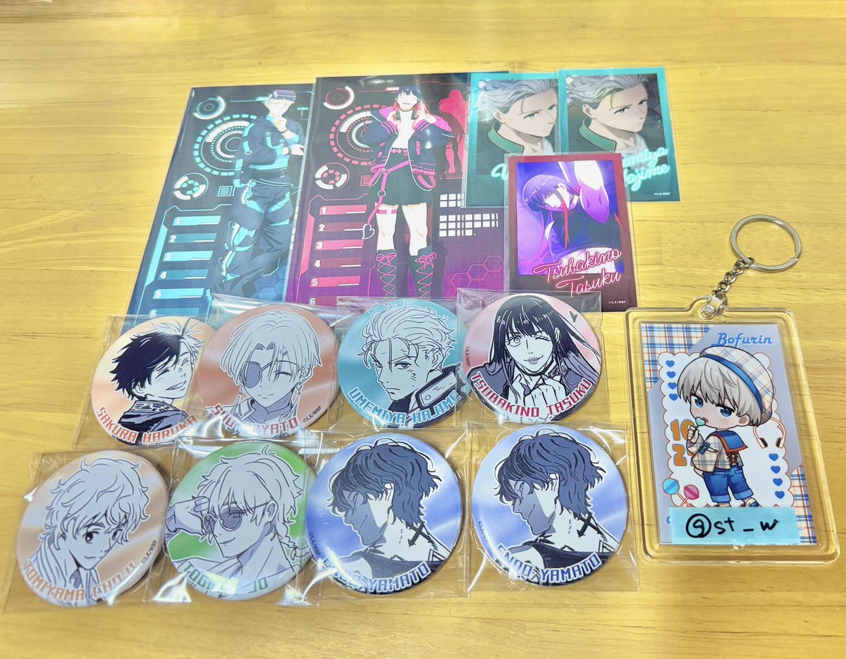 st__w's tweet photo. 【交換】ウィンブレ WINDBREAKER red東京タワー　アテレコイラスト台本缶バッジコレクション 購入特典

譲　桜、蘇枋、梅宮、椿野、兎耳山、十亀、棪堂

求：杉下（購入特典のみ）、梶

4/11池袋 or 郵送交換 https://t.co/zMOzFBdZTy