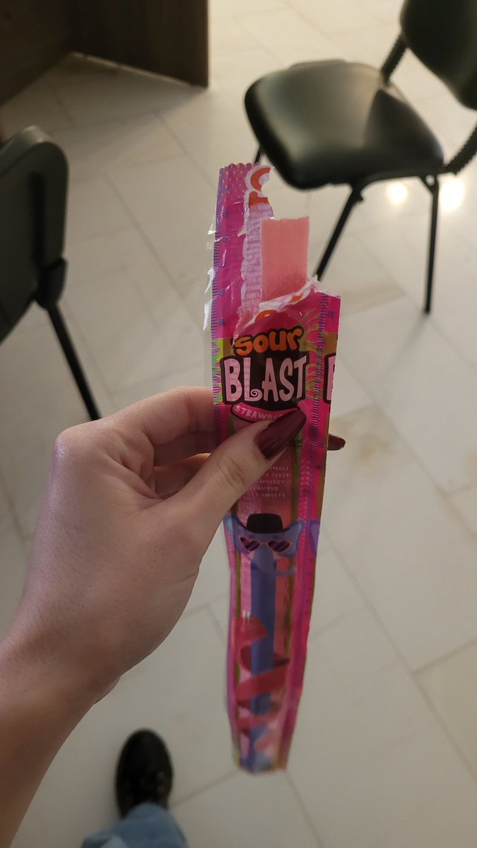 maple .☘︎ ݁˖ tweet media