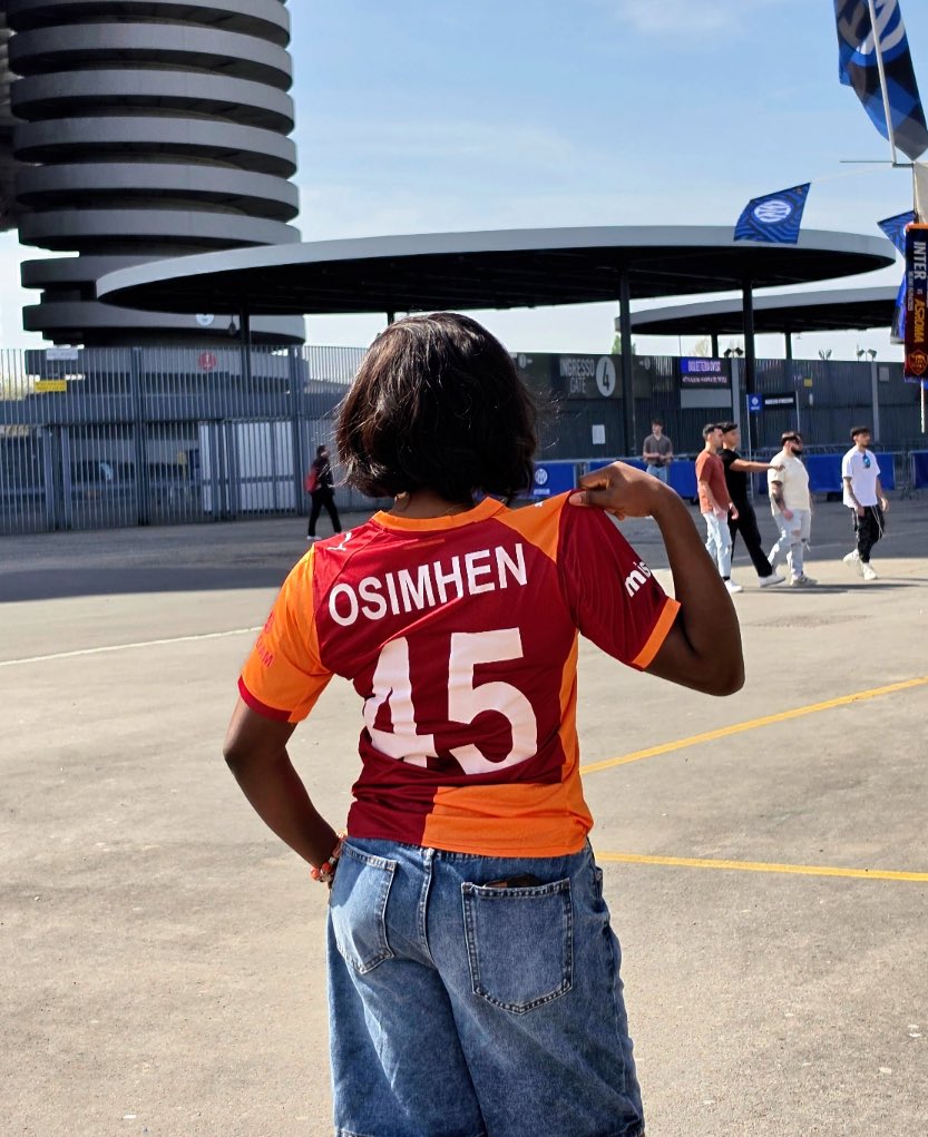 Berneese tweet media