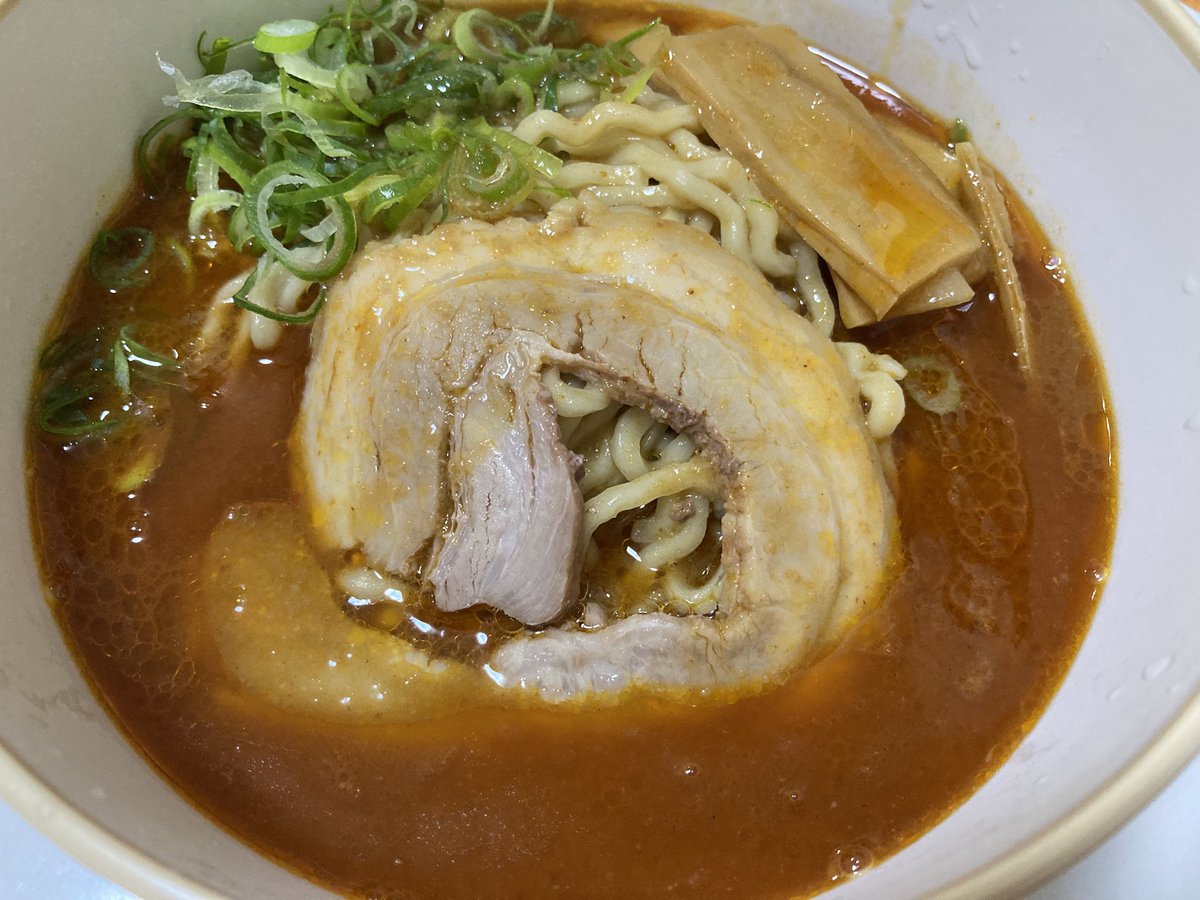 おくま tweet media