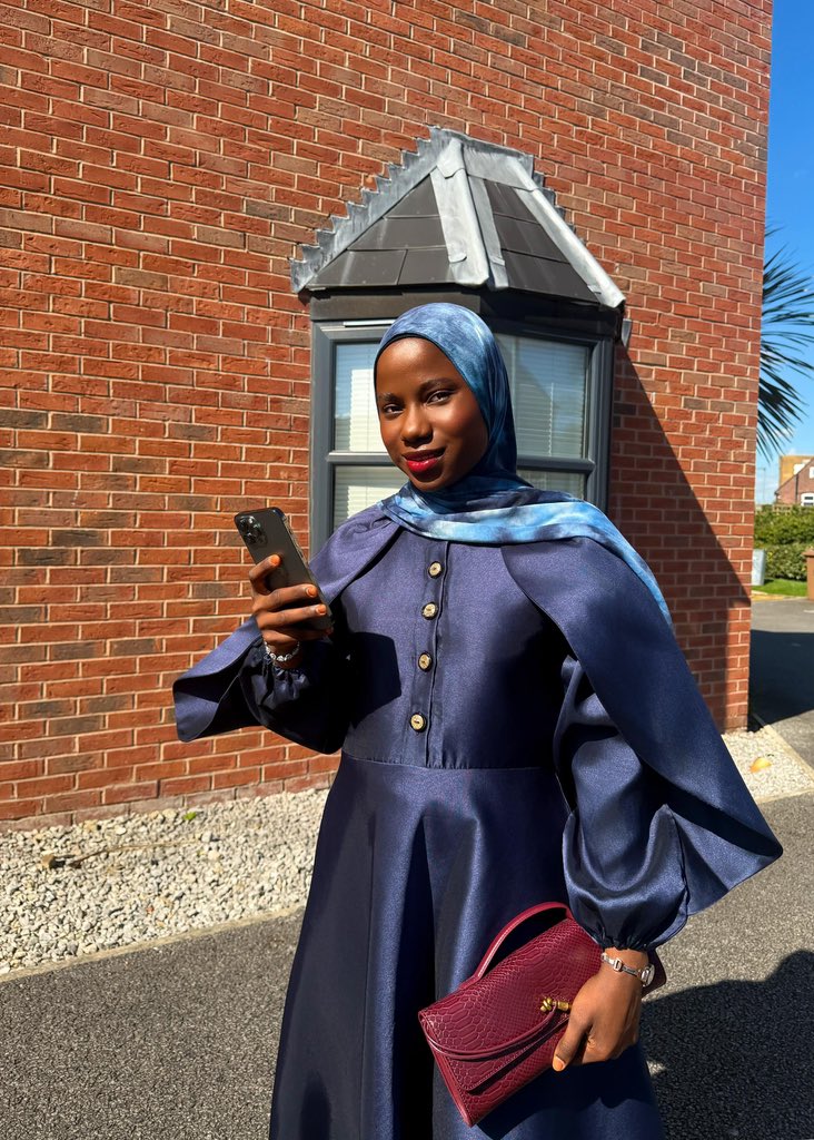Yeesourlarh's tweet photo. Happy birthday, my woman @FolasadeKarimot ❤️
May Allah SWT grant you all what your heart yearns for and grant acceptance to all your heartfelt prayers

Thank you for repping the brand, @ffsclothings beautifully 😍🥳 https://t.co/0xZaRDevjQ