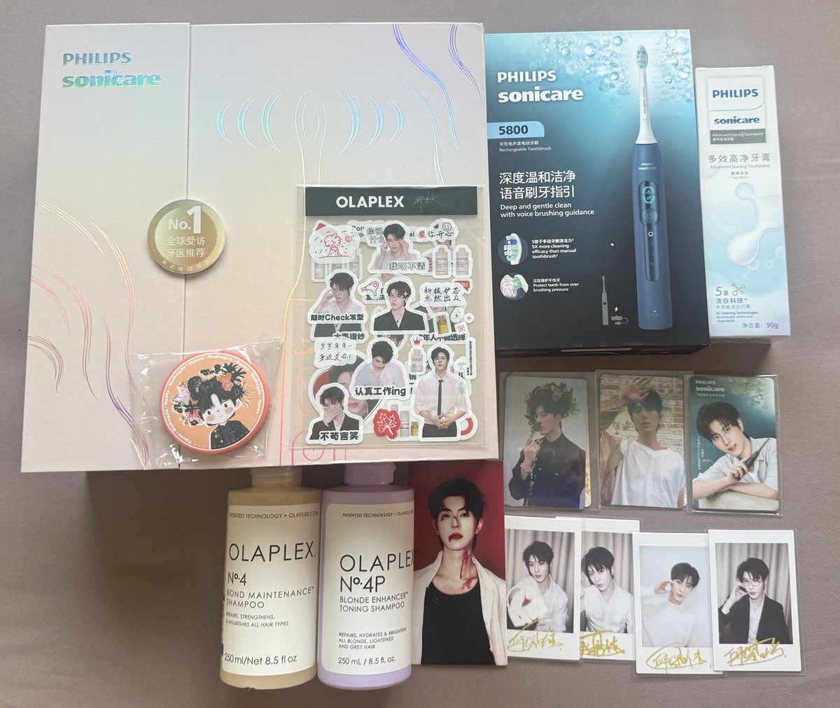 KANGZA2DAY's tweet photo. ได้รับของมาเพิ่มอีกแร้ววววว แบบงงๆไม่คิดว่าจะได้ของก่อนเพราะร้านยังไม่ได้เก็บตังค์เพิ่มจากมัดจำเลย🤣🤣🤣 สินค้าแพคมาดีแพคแน่นเหมือนเดิม ของแถมน่ารักกรุบๆ ขอบคุณมากๆเลยฮะ🧡 #รีวิวCME https://t.co/UNeDuxpDkf